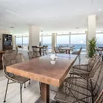 Atlantic 4*